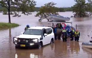 Poplave u Australiji: Dvoje poginulih, dvoje nestalih u Novom Južnom Velsu