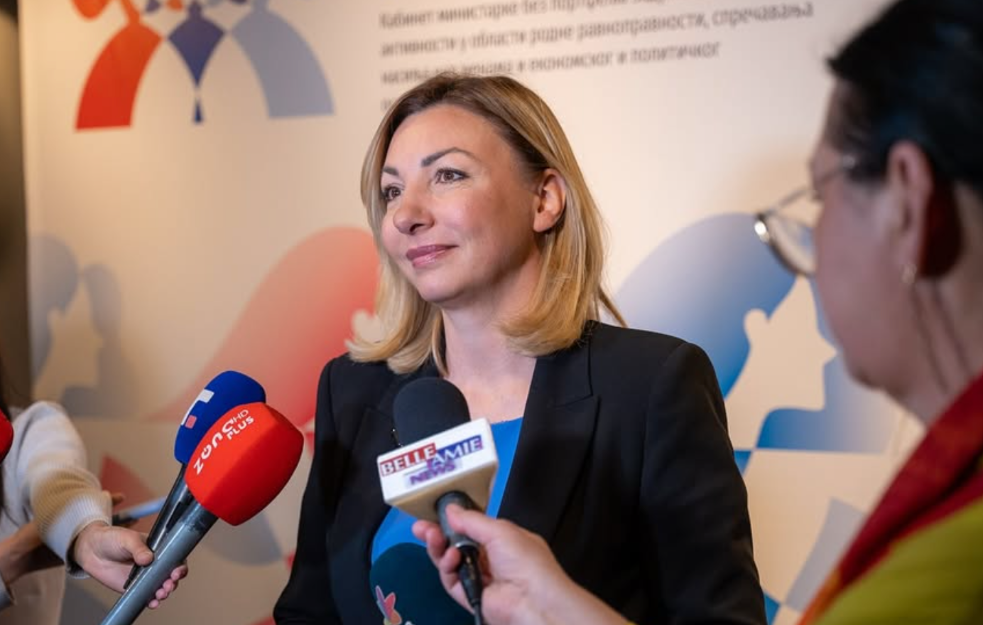 Ministarka Macura ćuti treći dan nakon sumnji u verodostojnost diplome, blokirala udruženje „Osnažene“