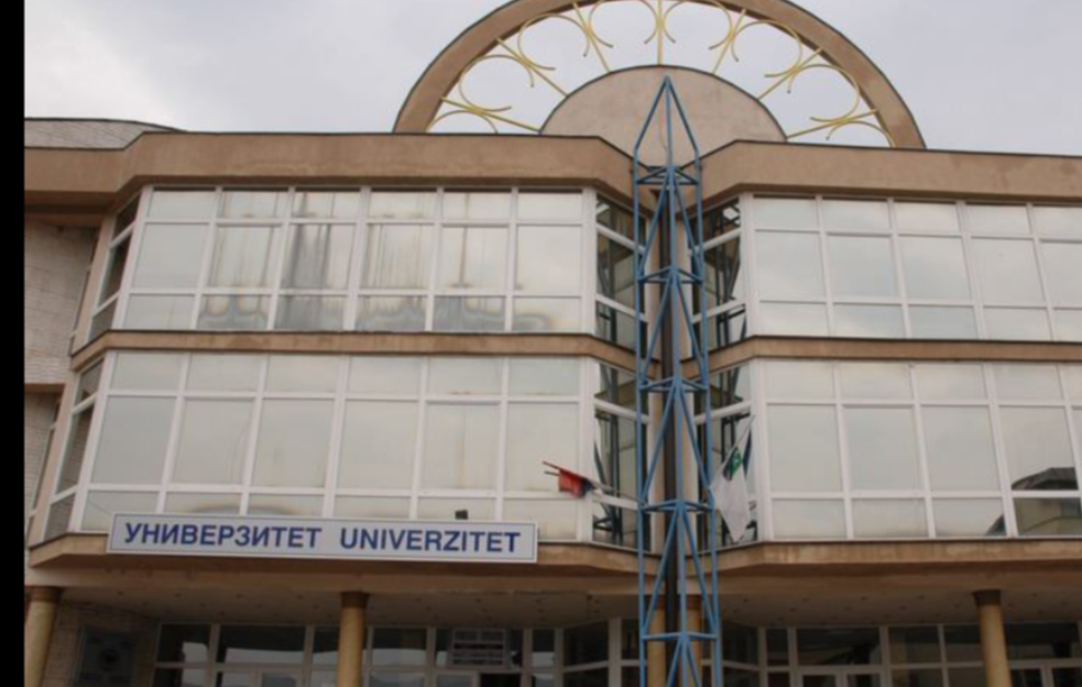 Studenti iz Novog Pazara: Nastava da, ali tek posle odlaska rektorke