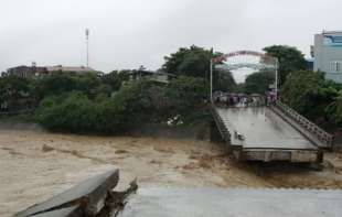 Šestoro poginulo, 19 povređeno u klizištu u Vijetmanu