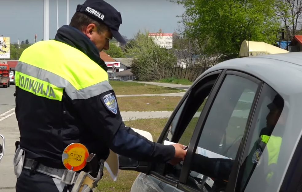 Novi zakon o saobraćaju: Nulta tolerancija za alkohol kad su deca u kolima