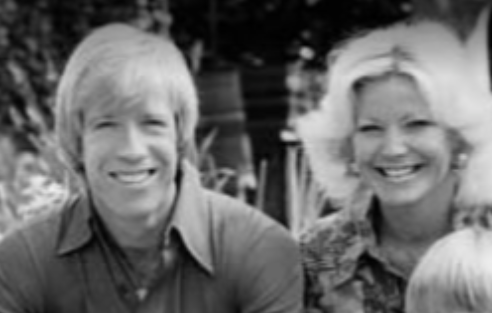 Čak Noris slomljen od bola - preminula njegova bivša supruga (FOTO)