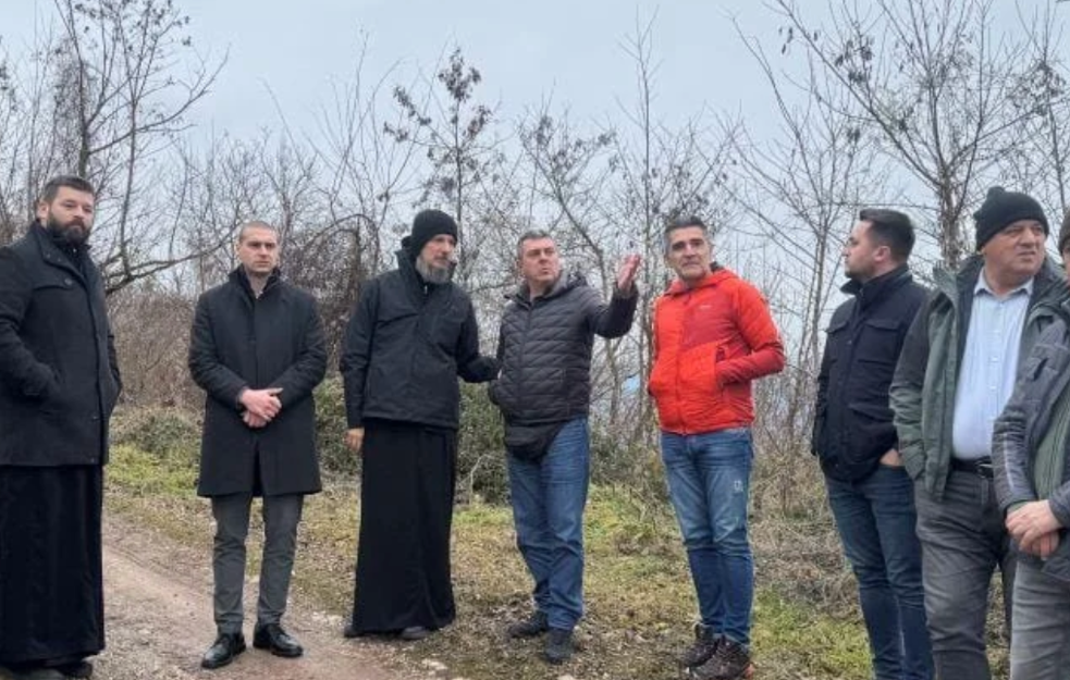 Mitropolit Dimitrije uručio opštini Jablanica pomoći u ime patrijarha Porfirija za sanaciju posledica poplava