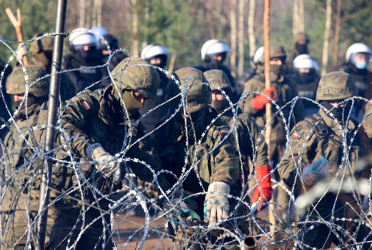 Migranti, žica, fonet AP