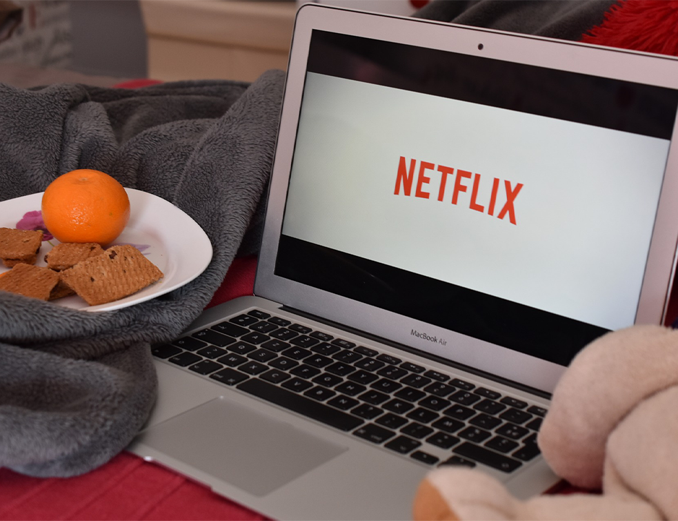 Netfliks zbog pandemije dobio skoro 16 miliona novih <span style='color:red;'><b>pretplatnik</b></span>a