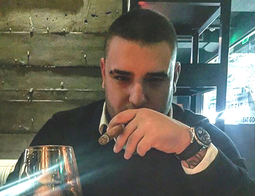 U DUGOVIMA DO GUŠE: Darko Lazić kod zelenaša uzeo 100.000 evra