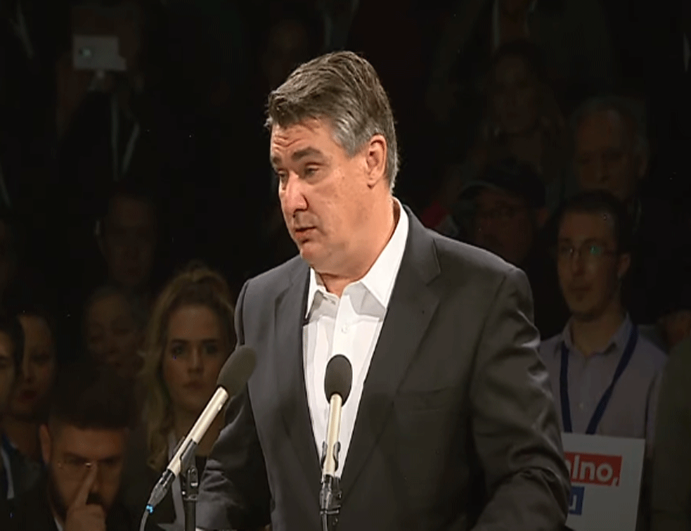 <span style='color:red;'><b>Hrvatski predsednik</b></span> zbog ustaškog pokliča napustio obeležavanje bljeska 