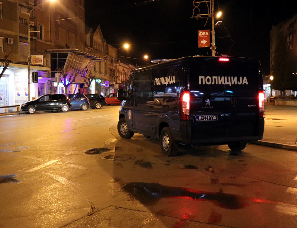 Potpuni apsurd u Prištini: Чији је полицијски час на северу Косова
