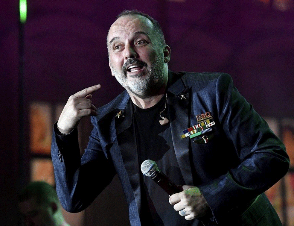 Pevač poručio fanu: Nema <span style='color:red;'><b>5G mreže</b></span> u blizini