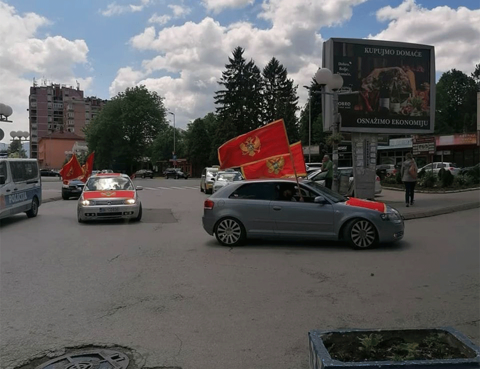 U BERANAMA SE DANAS SLAVILO SA TROJE VOZILA