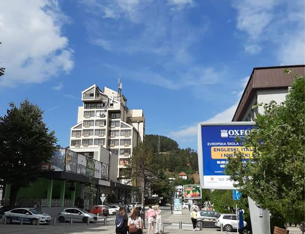 <span style='color:red;'><b>Radovan Rakočević</b></span> uhapšen zbog objave da Milo ima koronu!
