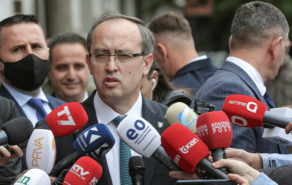 Avdulah Hoti SMENIO direktora Kosovske obaveštajne službe: Pokušao da preuzme TAJNE DOKUMENTE iz kabineta PREDSEDNIKA KOSOVA