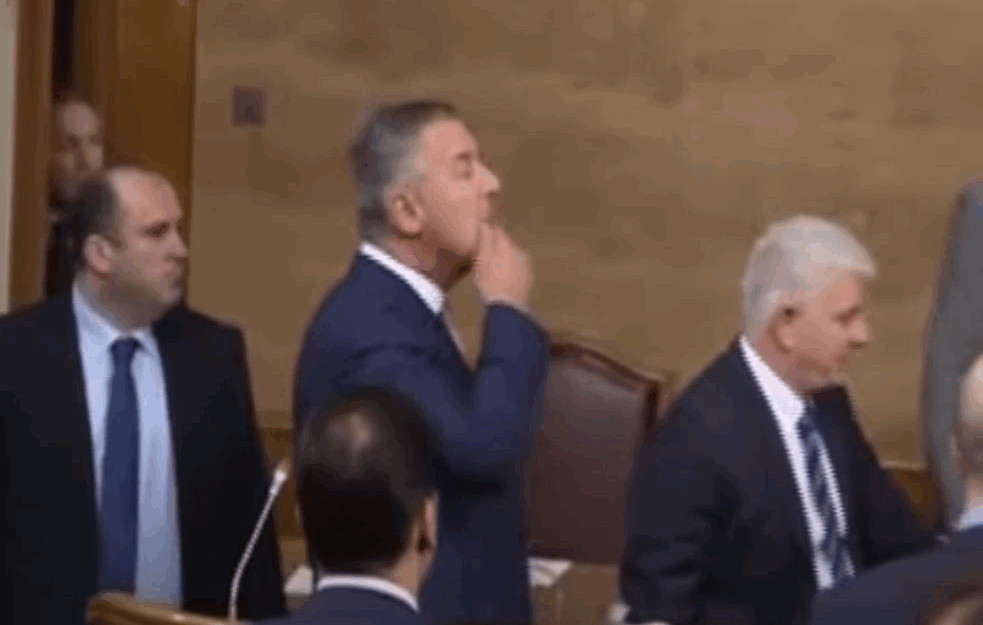 Samo složna OPOZICIJA može da odgovori <span style='color:red;'><b>aktuelno</b></span>j crnogorskoj vlasti i sruši Mila