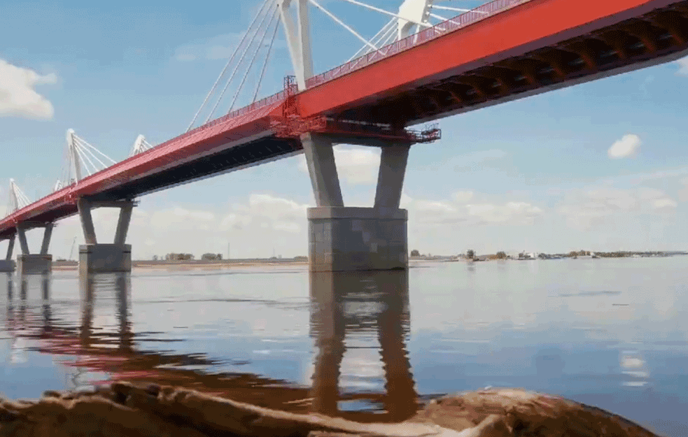 Završen prvi most koji povezuje Rusiju i Kinu, pogledajte kako izgleda (VIDEO)

