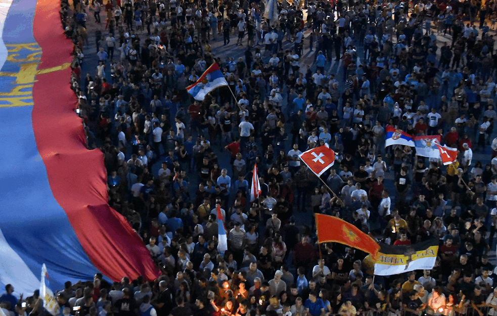 Upozorenje crnogorske policije: Nećemo obezbeđivati okupljanja sa više od 200 ljudi (FOTO)