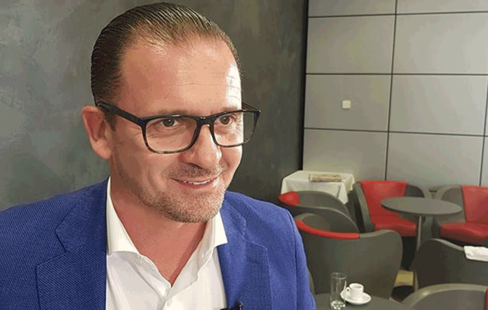 Mijatović otkrio koliko je ljudi napustilo Partizana