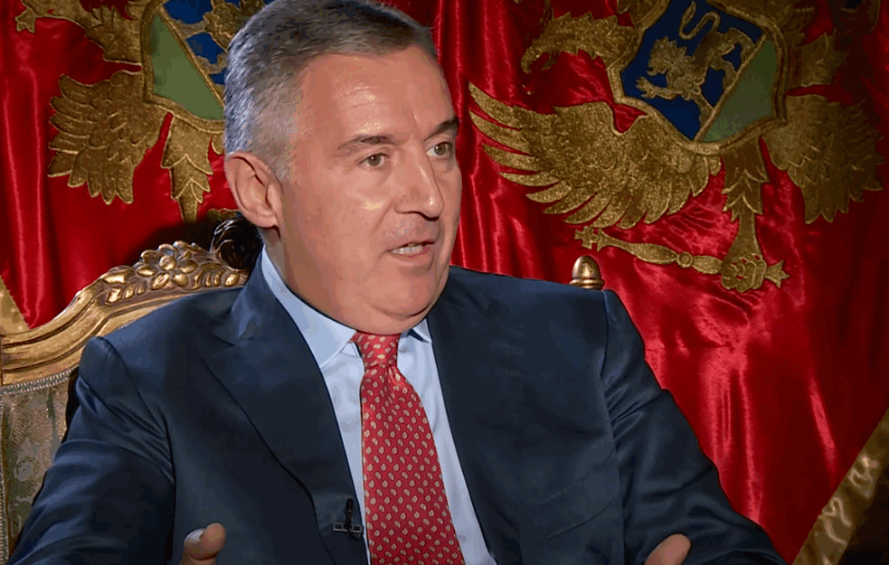Milo Đukanović kažnjen zbog korupcije