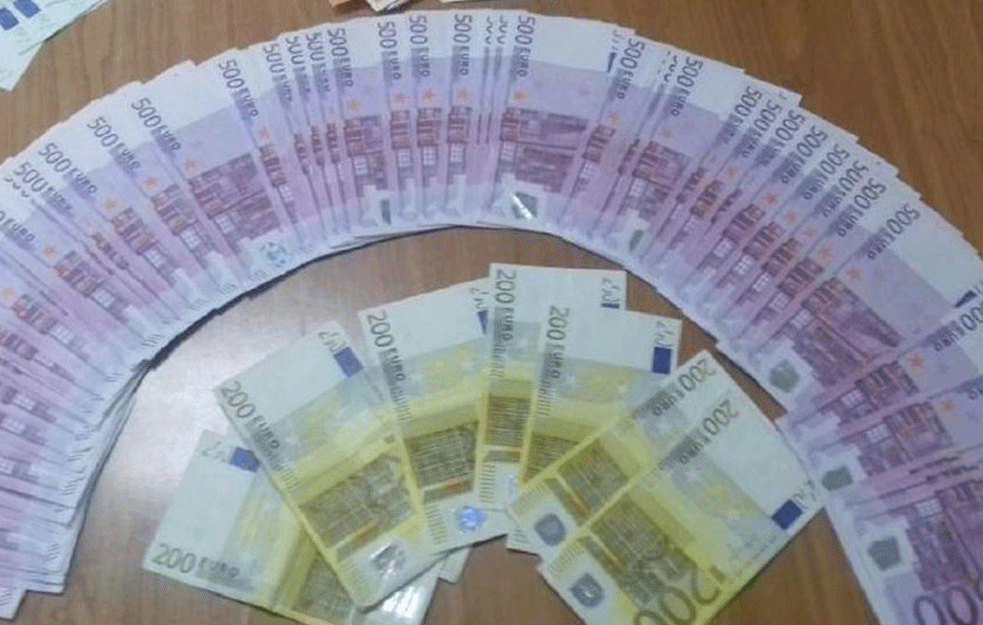 Na graničnom prelazu Gradina zaplenjeno 100.000 evra!