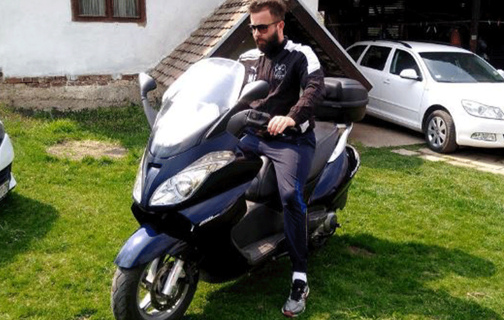 SVE O STRAVIČNOJ NESREĆI I SKUTERU SMRTI: Stefan i Milisav umrli tokom noći u bolnici!