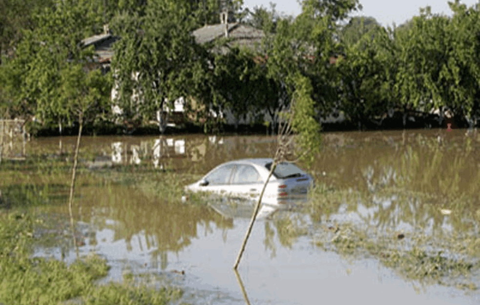 Haos u Ljuboviji: Evakuisano 70 porodica; 700 kuća poplavljeno; srušena TRI MOSTA