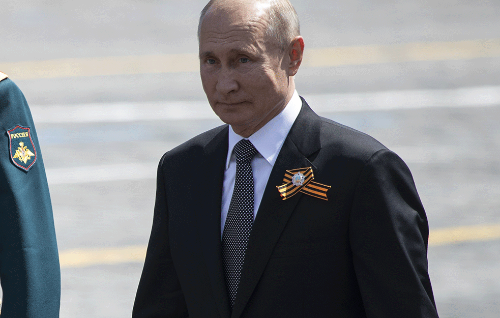 'BOMBARDOVANJE SRBIJE je cinizam, a ne <span style='color:red;'><b>PARADA U MOSKVI</b></span>': Ruski senator opleo po Zapadnim medijima