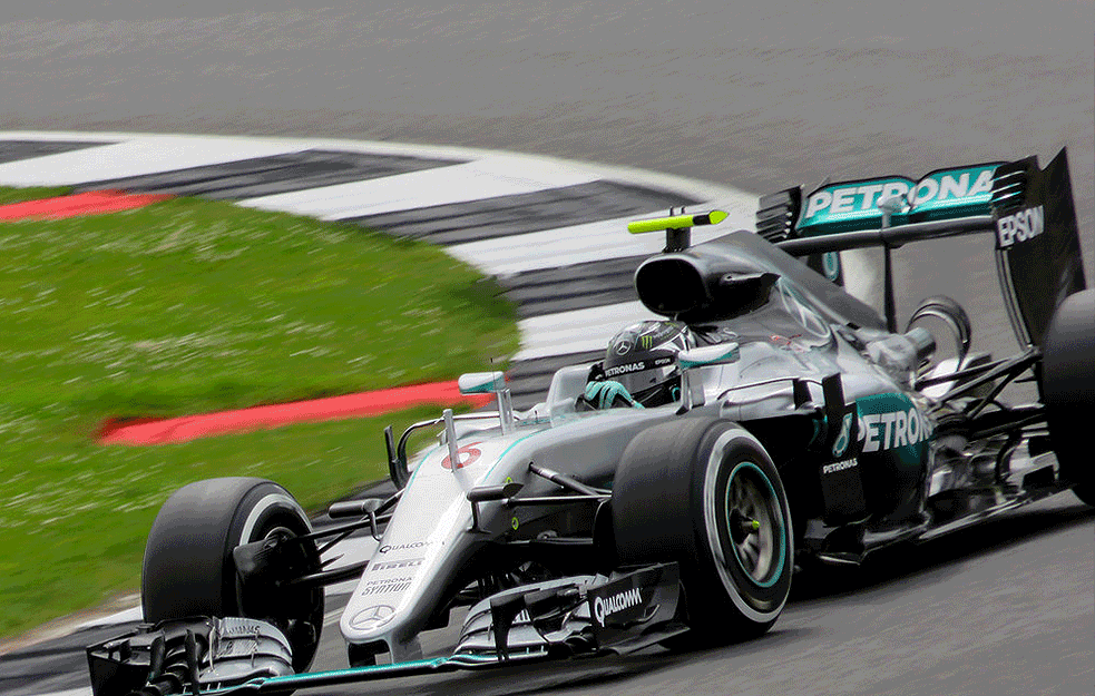 I Mercedes u borbi protiv rasizma: Bolidi <span style='color:red;'><b>F1</b></span> u potpuno crnoj boji