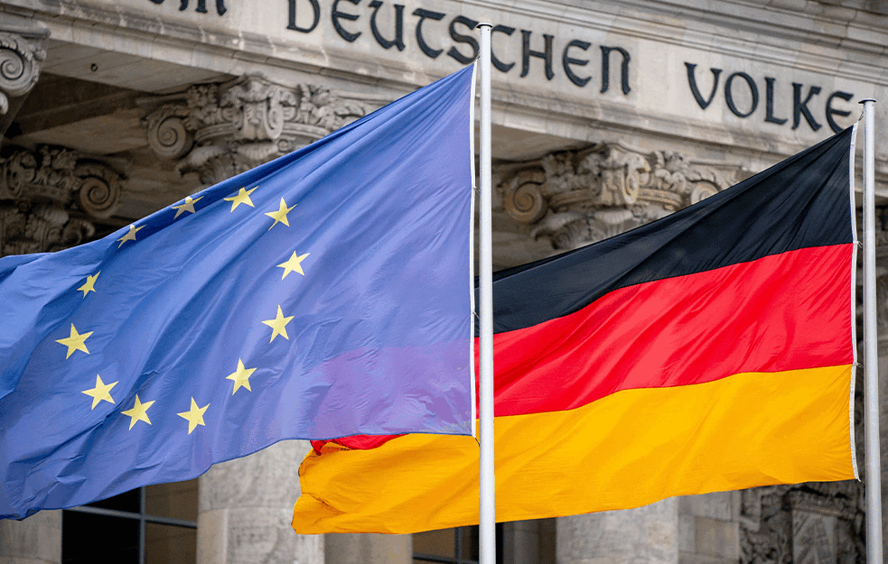 STRANCI LAKŠE DO POSLA: Nemačka uvodi zelenu kartu 