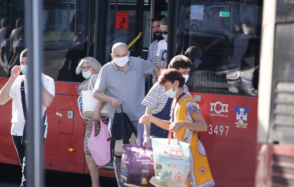 VLADA USVOJILA MERE ZA BEOGRAD: Ograničen rad SVIH klubova i kafića, a evo kolika je kazna za nenošenje maski!