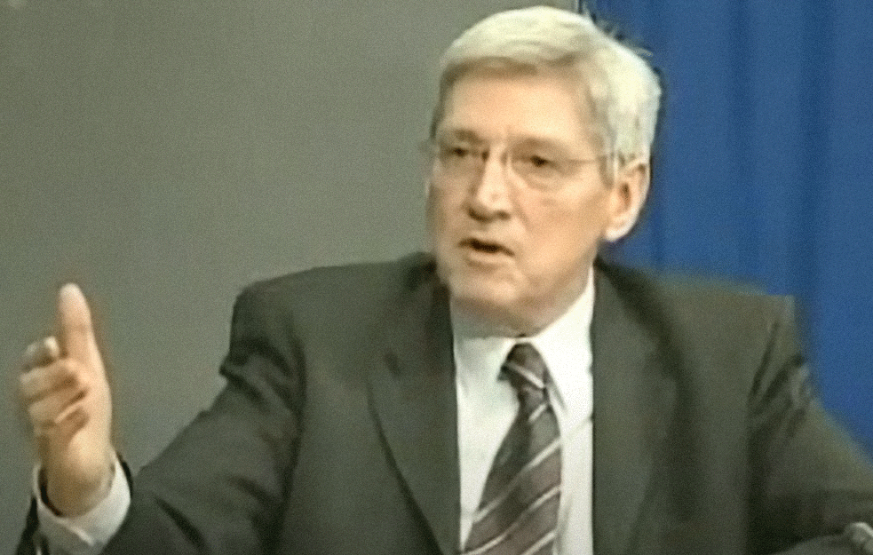 Preminuo Zoran Stojković, bivši ministar pravde