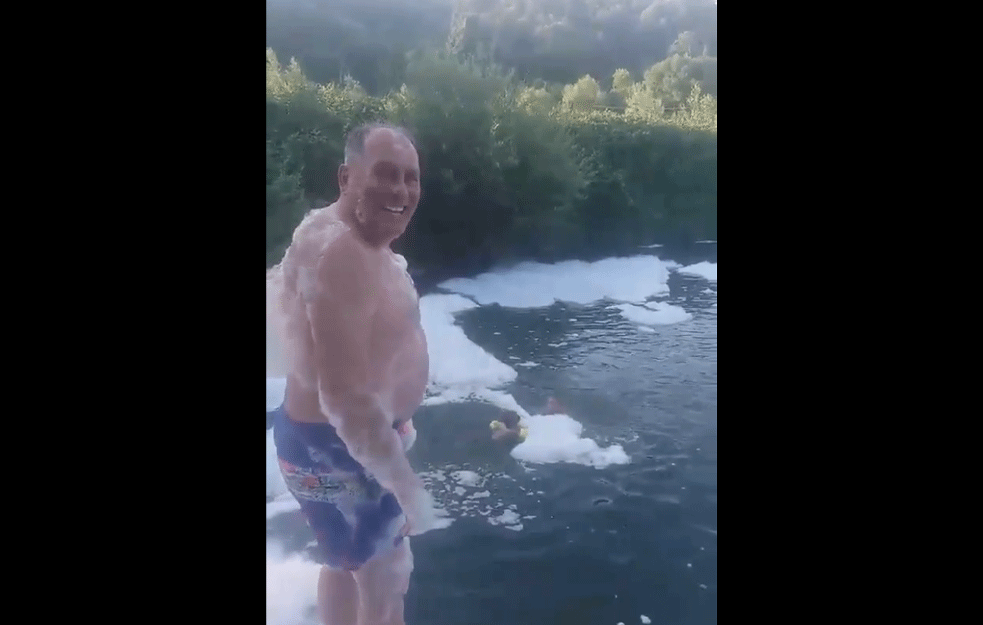 'PENA PARTI' BI MOGLA SKUPO DA KOŠTA NEKADAŠNJEG MINISTRA: Bivši član vlade pod istragom zbog mogućeg zagađivanja reke (VIDEO)