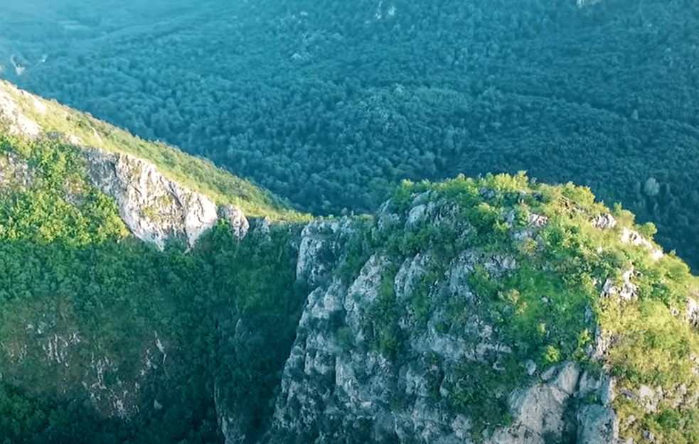 LEPOTE SRBIJE IZ PTIČIJE PERSPEKTIVE: Najlepši snimci prirode naše zemlje (VIDEO)