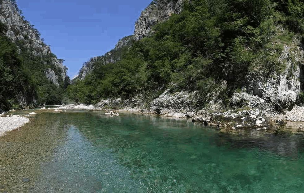 <span style='color:red;'><b>Slovačka</b></span> donela ODLUKU koja će promeniti NAŠ ODNOS PREMA ŽIVOTNOJ SREDINI: Male HIDROELEKTRANE nisu važnije od JAVNOG INTERESA!