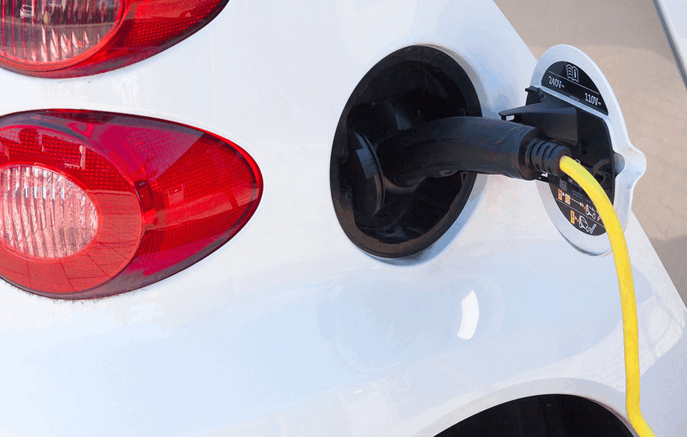 Kineski električni automobili preplaviće Evropu, predviđaju <span style='color:red;'><b>ekonomisti</b></span>