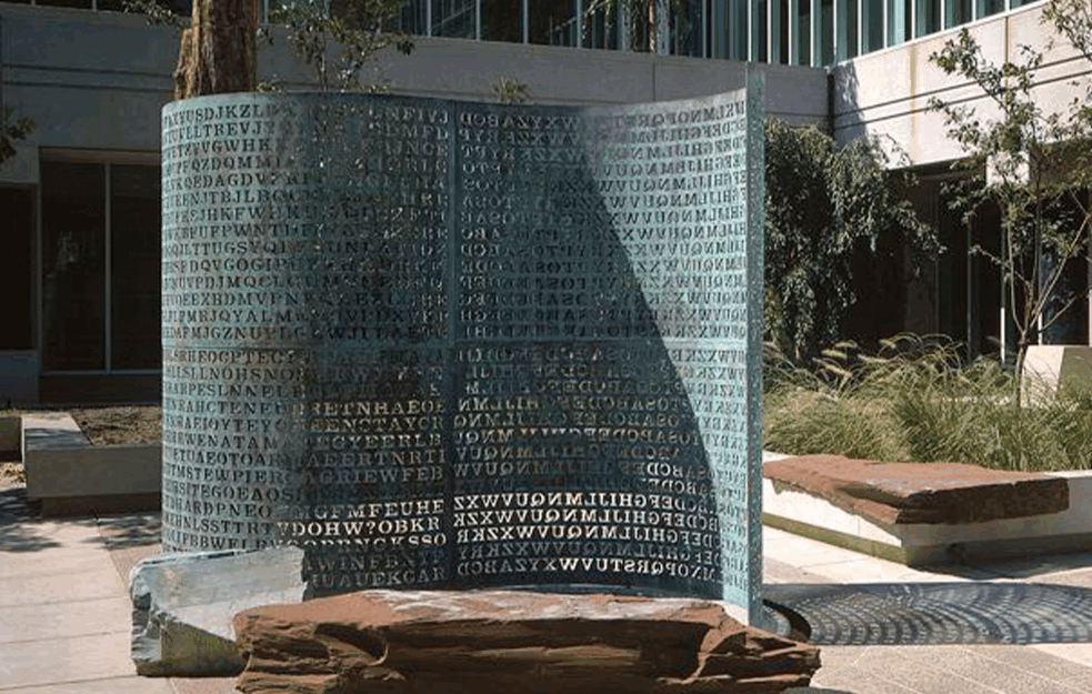 Ni kriptolozi nemaju odgovor koju tajnu krije skulptura ispred  sedišta CIA