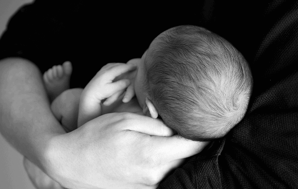 NOVI REKORD U ZDRAVSTVU: Blizanci rođeni iz embriona zamrznutih pre 30 godina