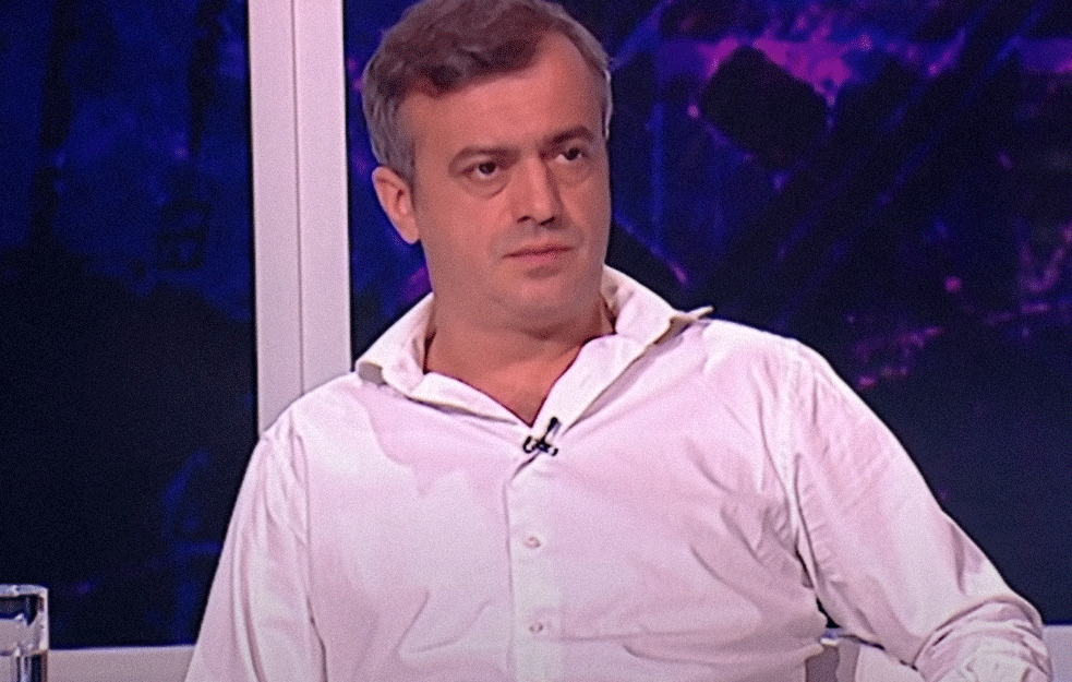 ZAMALO DA ULETI I U SKUPŠTINU: Sergej Trifunović vozio 200 na sat

