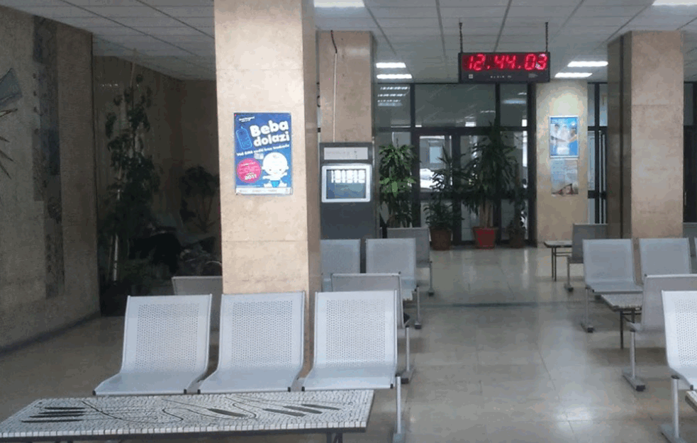 Ginekolog Kliničkog centra Srbije dala otkaz posle kažnjavanja jer je potpisnik <span style='color:red;'><b>peticije</b></span> Ujedinjeni protiv kovida