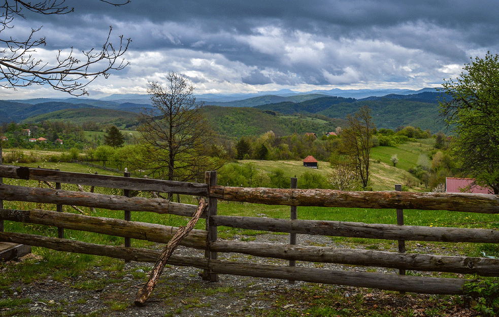 Kada i kako su nastala <span style='color:red;'><b>SRPSKA PREZIMENA</b></span>: Naša istorija dodeljivanja porodičnih imena seže vekovima unatrag