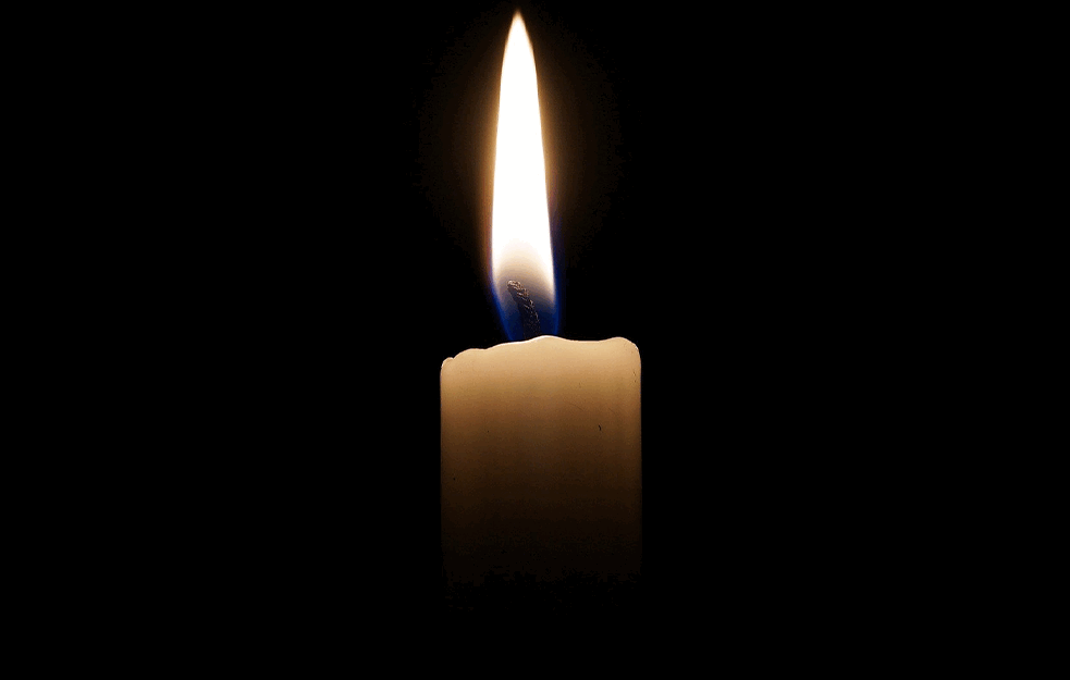OBIČAJ JE DA SE IDE NA GROBLJE: U Subotu Mitrovske zadušnice, dan posvećen molitvama za umrle srodnike i prijatelje