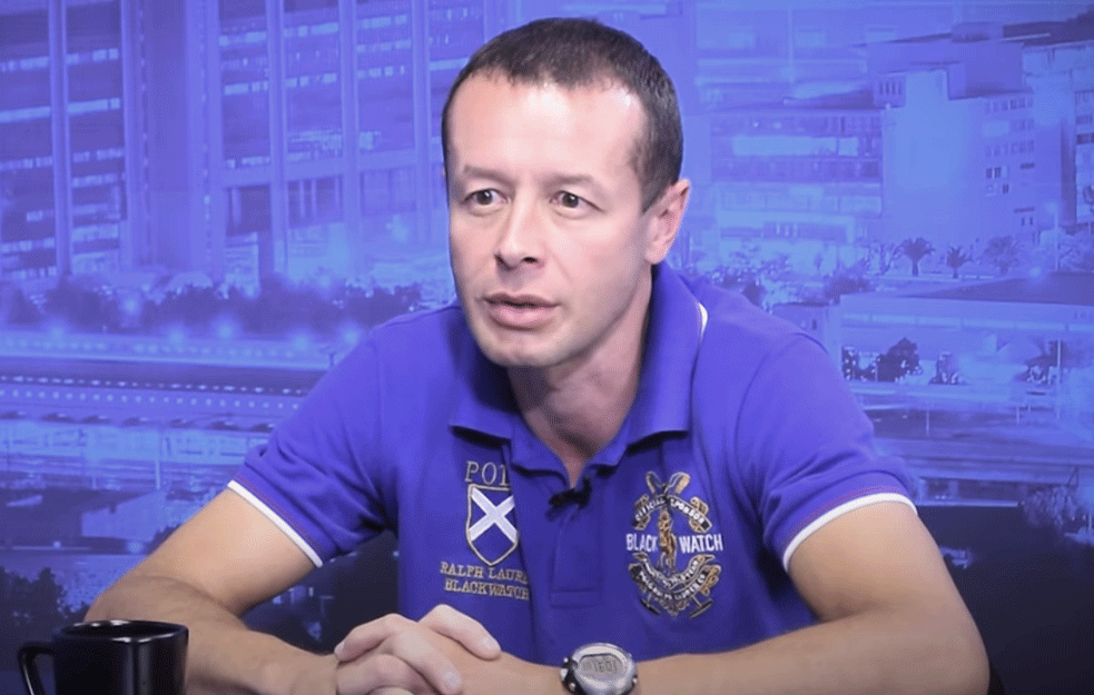 PESMA KOJU PEVAJU SVE GENERACIJE: Doktor Igi OTKRIO kako je nastala pesma 'Oči boje duge' i kome je posvećena! (VIDEO) 