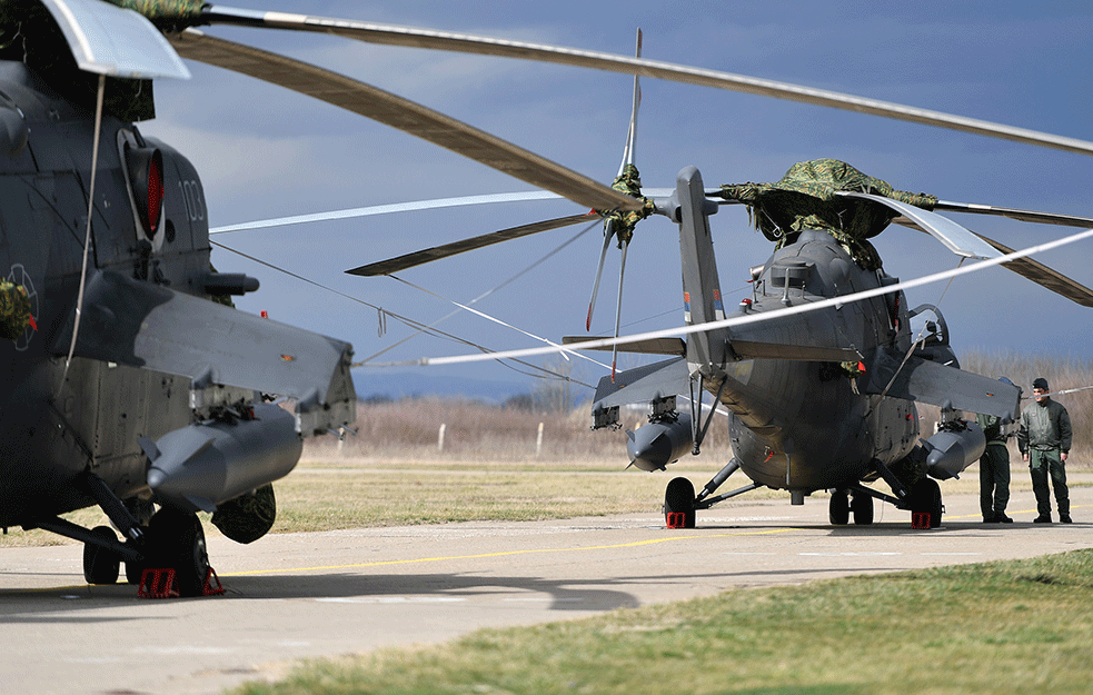 SRBIJA DOBILA LETEĆE TENKOVE: Moćni ruski helikopteri u rukama srpskih pilota (VIDEO)
