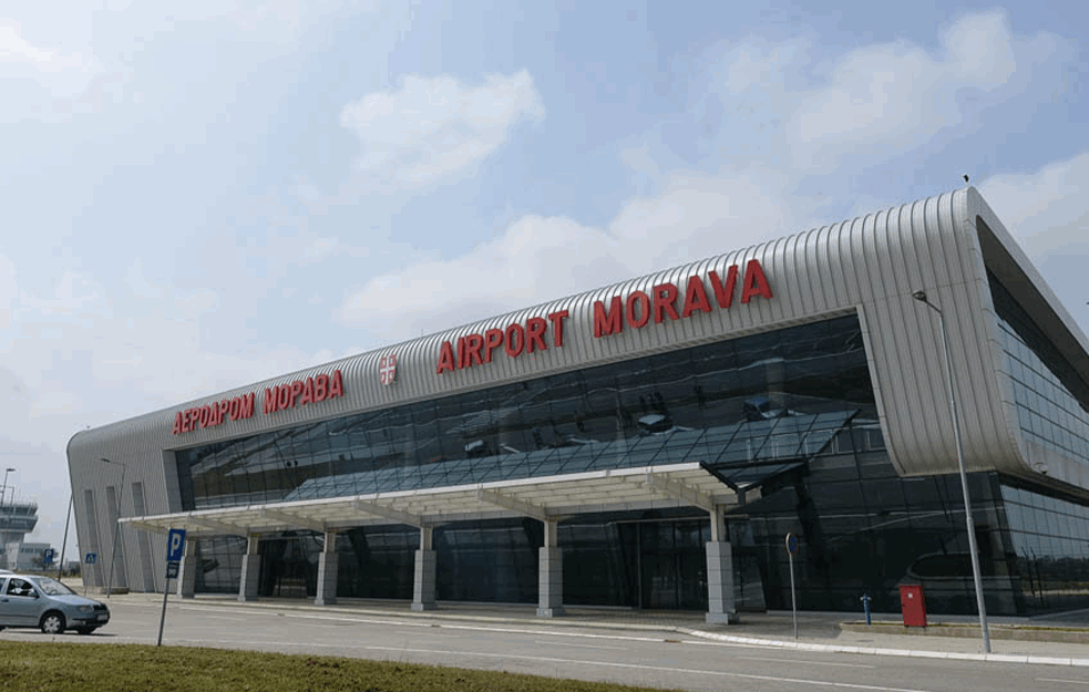 SRBIJA DOBIJA PET NOVIH AERODROMA, većina neisplativa ali TURIZAM bi mogao da PROCVETA! Ove gradove bi mogla da krasi NOVA PISTA!