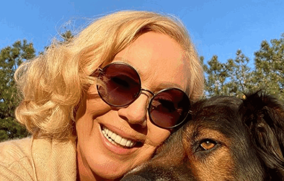BRENA PONOVO GLUMI POSLE 30 GODINA!Igraće SEBE ali tek kad čujete ko su joj partneri