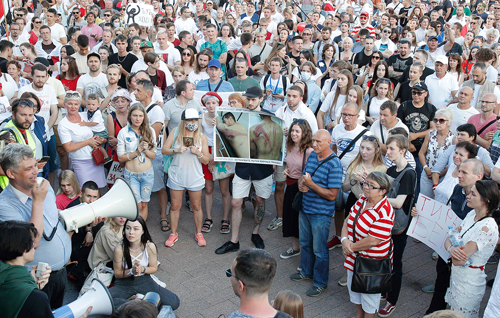 Hiljade ljudi na protestima u <span style='color:red;'><b>Berlin</b></span>u protiv antisemitizma