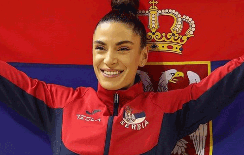 SKINULA SE IVANA ŠPANOVIĆ: Najbolja <span style='color:red;'><b>srpska atletičarka</b></span> U BIKINIJU kuje olimpijsko ZLATO! (FOTO)