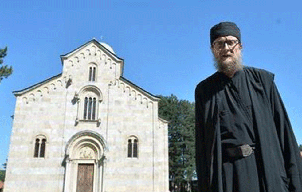 Iguman manastira Visoki Dečani Sava Janjić obavestio diplomate o problemima sa kojima se susreće SPC na Kosovu i Metohiji