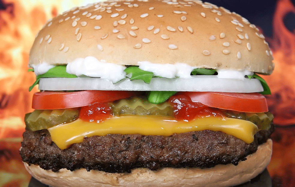 NAJSKUPLJI <span style='color:red;'><b>BURGER</b></span> U REGIONU : Cena ne prestaje da raste