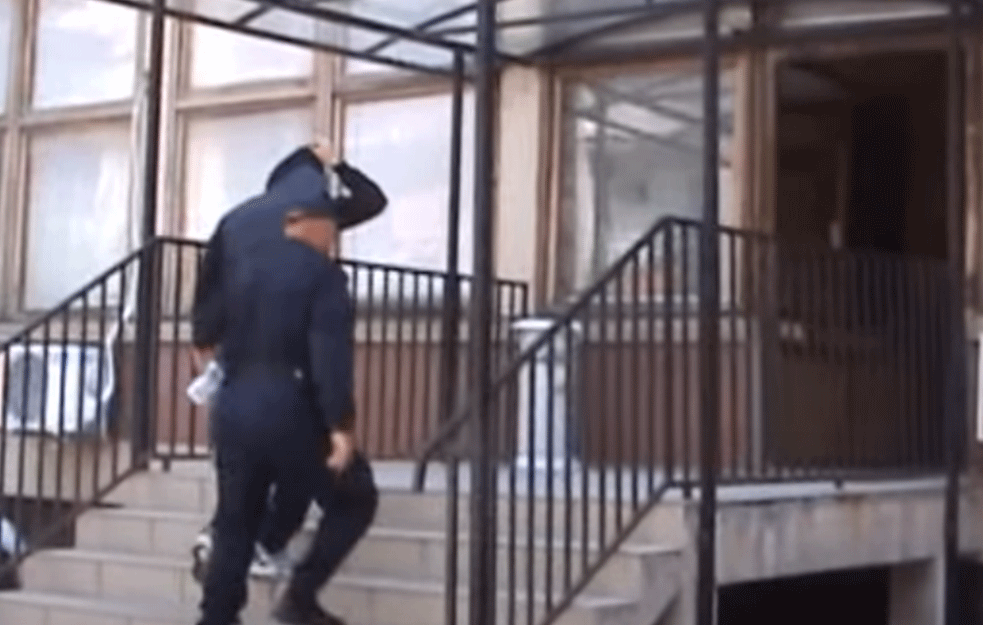 UŽAS u Kosovo polju: Otac silovao, pa pretukao ćerku