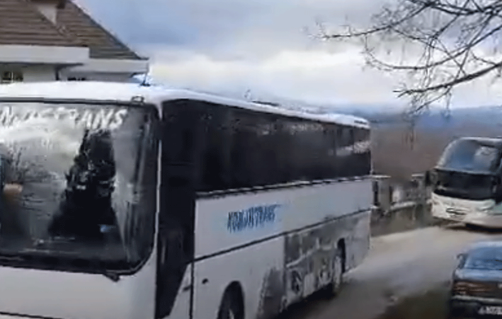 Milov DPS poslao autobuse u Republiku Srpsku po 'fantomske' glasače