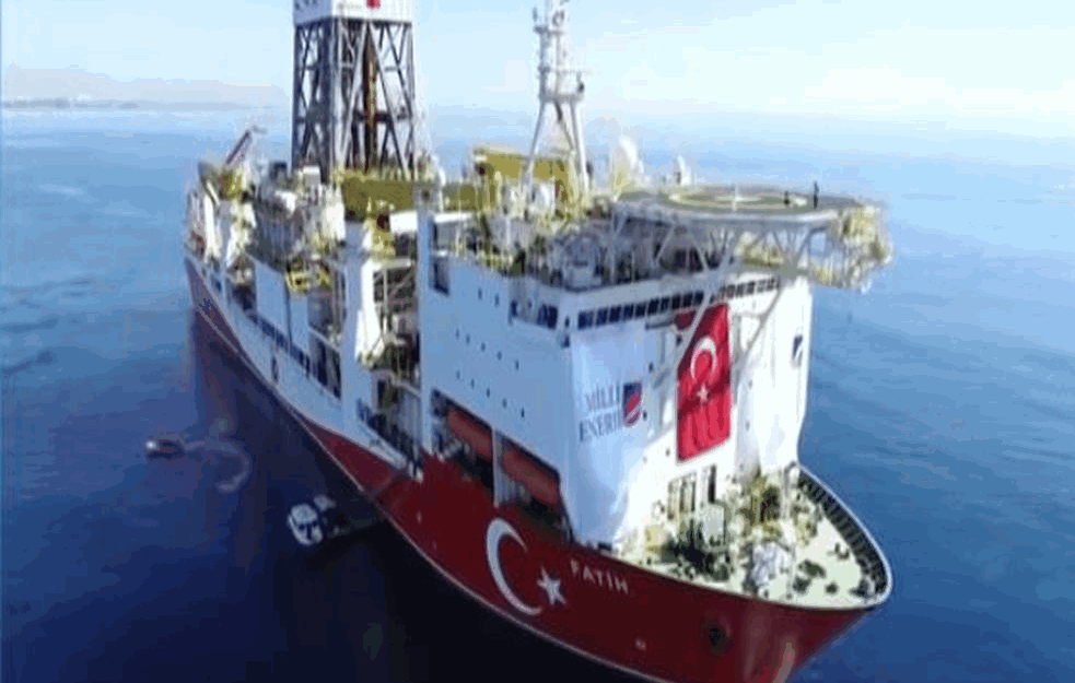 ZAKUVAVA SE? Grčka otvorila vatru na turski teretni brod u Egejskom moru